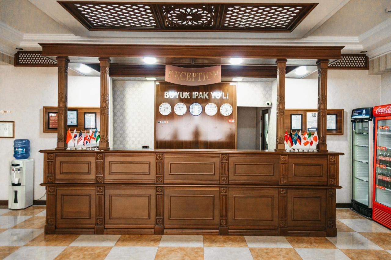 Buyuk Ipak Yo'Li Hotel Namangan Exterior photo