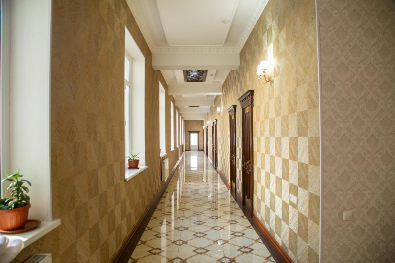 Buyuk Ipak Yo'Li Hotel Namangan Exterior photo