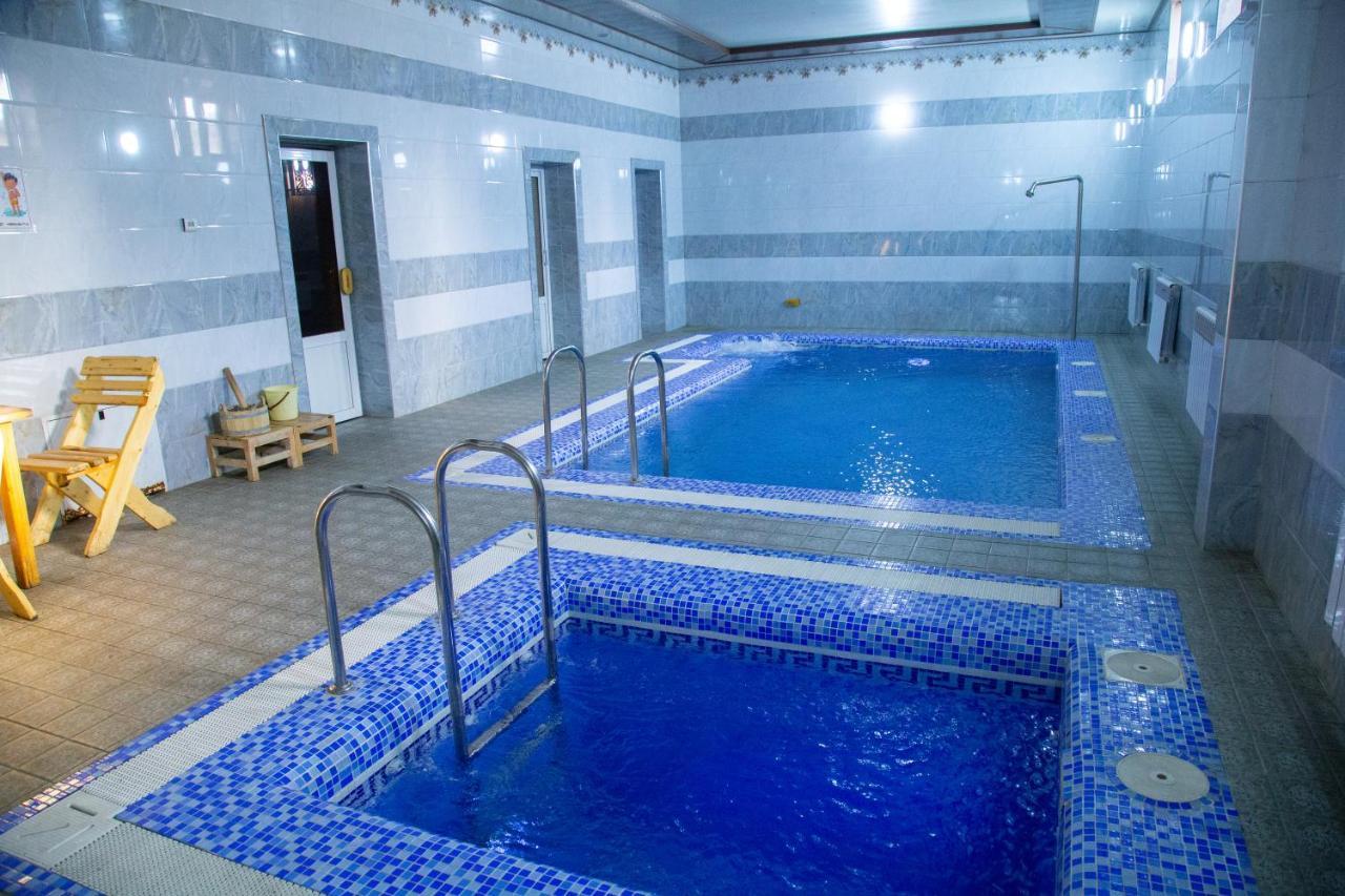 Buyuk Ipak Yo'Li Hotel Namangan Exterior photo
